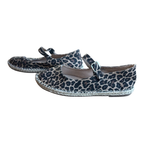 Torrid CANVAS ESPADRILLE FLAT - LEOPARD Print Buckle Closure Wide Width Size 9 - Picture 5 of 11